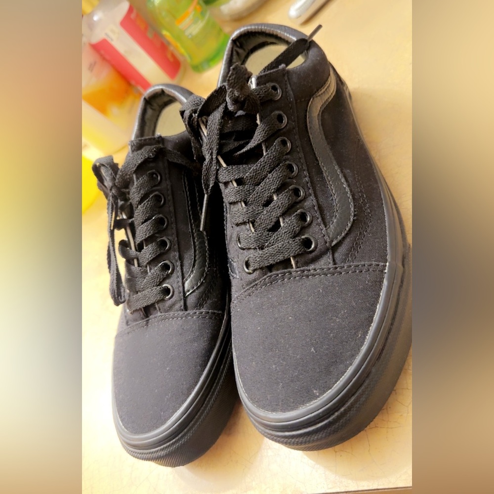 Black Vans  Men's Shoes